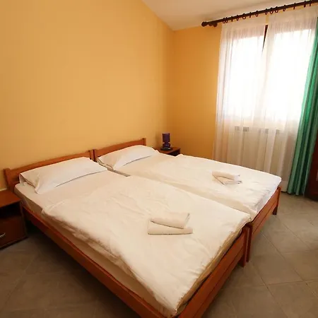 Holiday home Viktoria